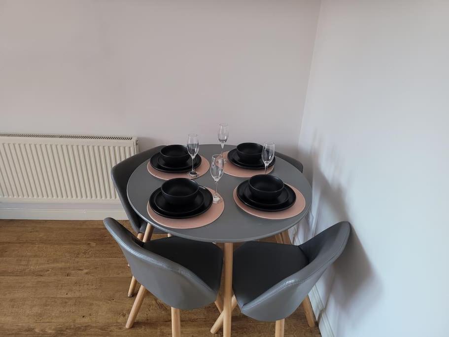 2 Bedroom End Of Terrace House ウェリントン エクステリア 写真