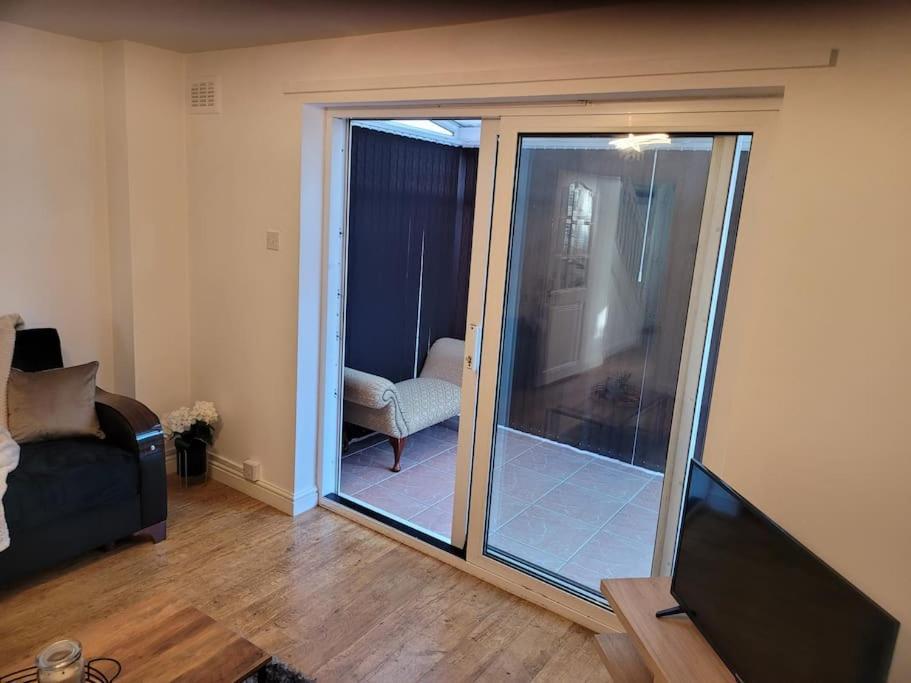 2 Bedroom End Of Terrace House ウェリントン エクステリア 写真